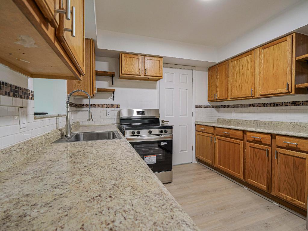 SEBASTIAN HIGHLANDS UNIT 10 - Residential