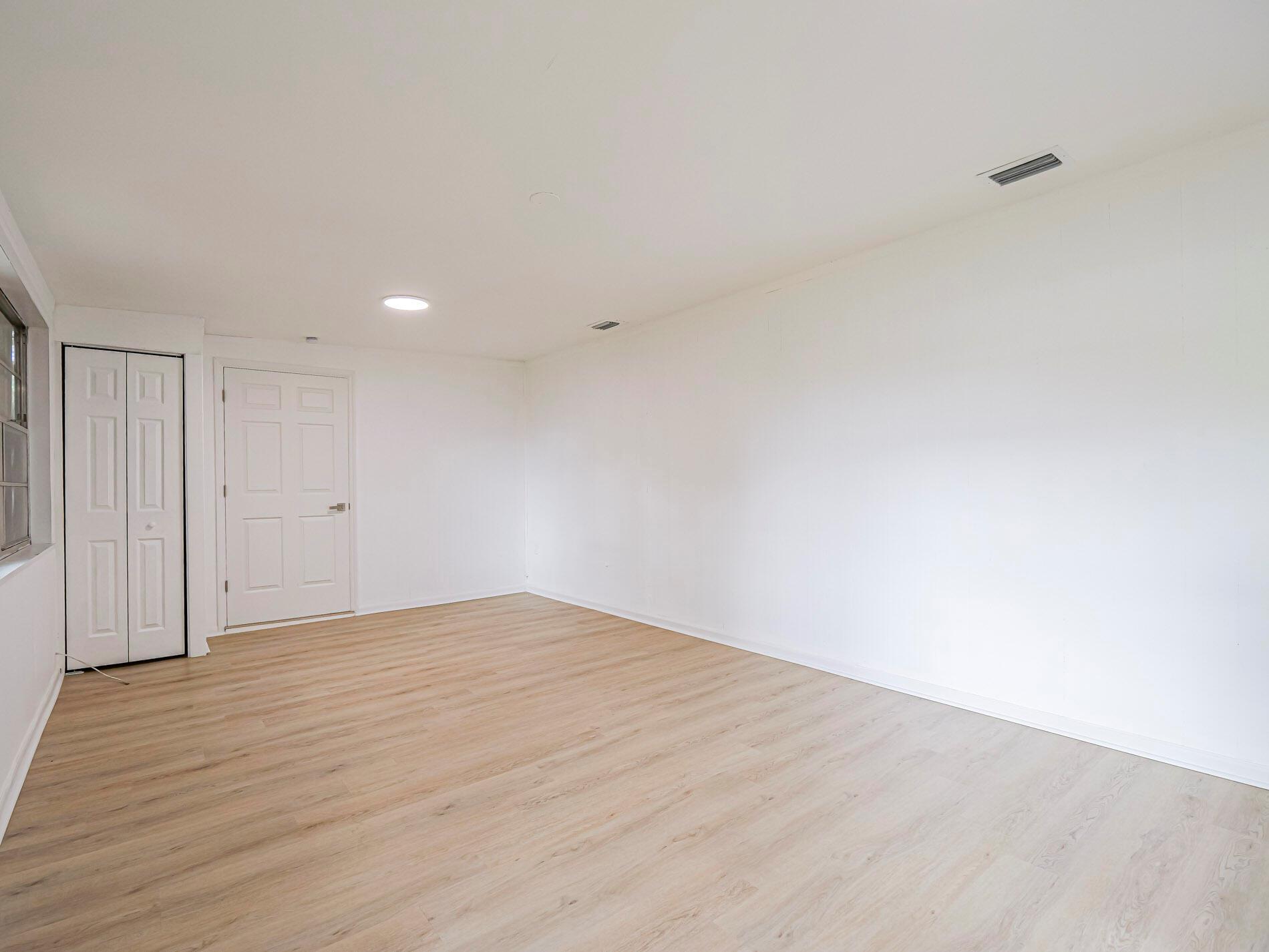 SEBASTIAN HIGHLANDS UNIT - Residential