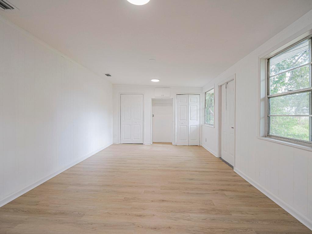 SEBASTIAN HIGHLANDS UNIT 10 - Residential