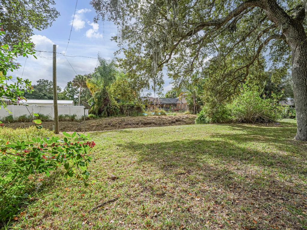 SEBASTIAN HIGHLANDS UNIT 10 - Residential