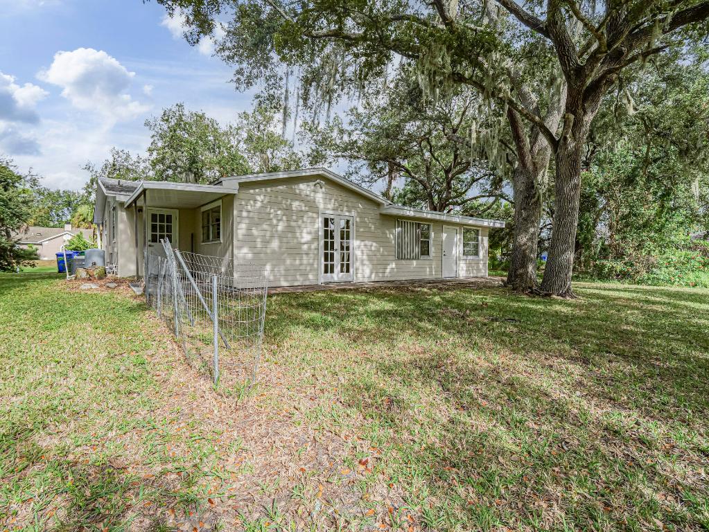 SEBASTIAN HIGHLANDS UNIT 10 - Residential