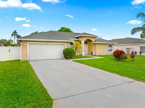 A home in Port St Lucie