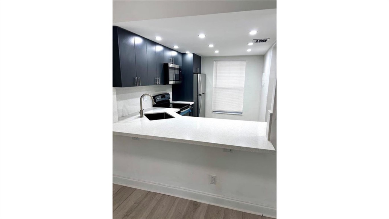 BERMUDA CLUB - Residential