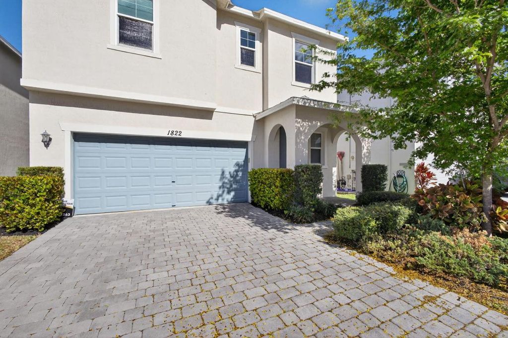 Photo of 1822 Lake Cove Drive, Lake Worth, FL 33460 (MLS # R11153399)