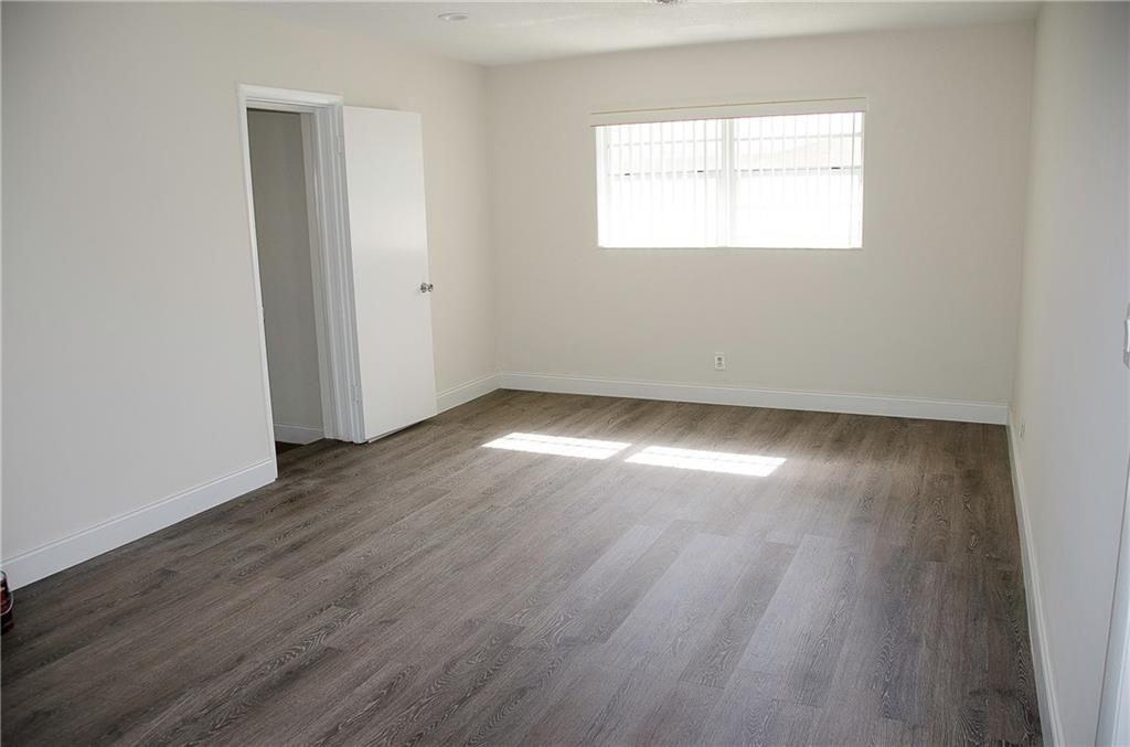 Plantation Park 43-18 B - Residential