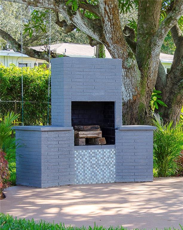 Plantation Park 43-18 B - Residential