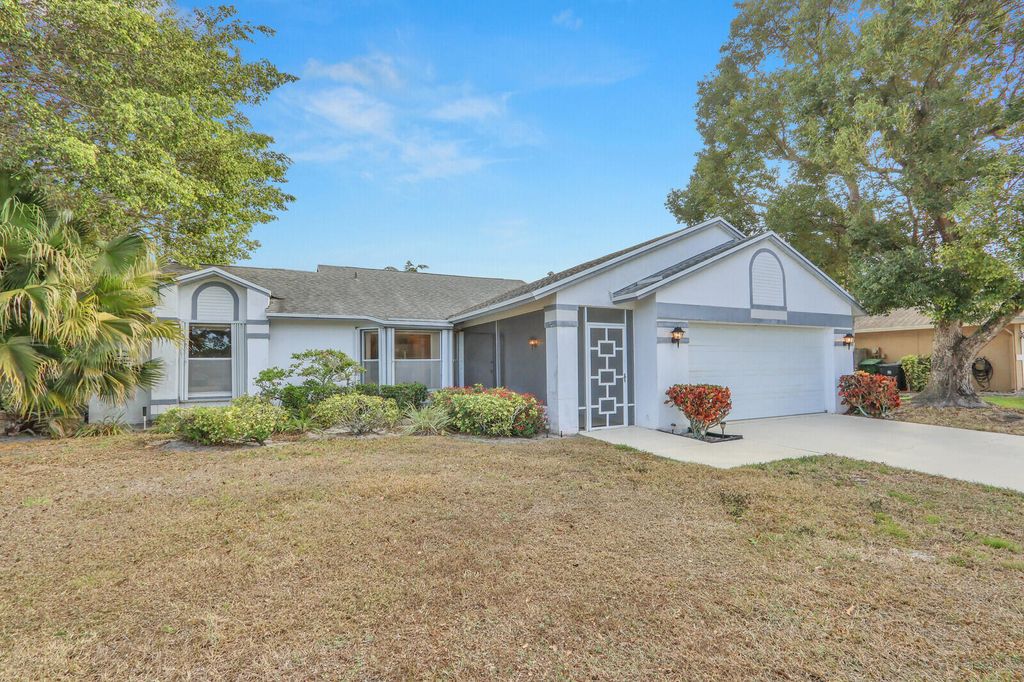 Photo of 1544 Old Cypress Trail, Wellington, FL 33414 (MLS # R11168373)