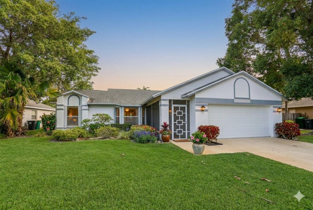 Photo of 1544 Old Cypress Trail, Wellington, FL 33414 (MLS # R11168373)