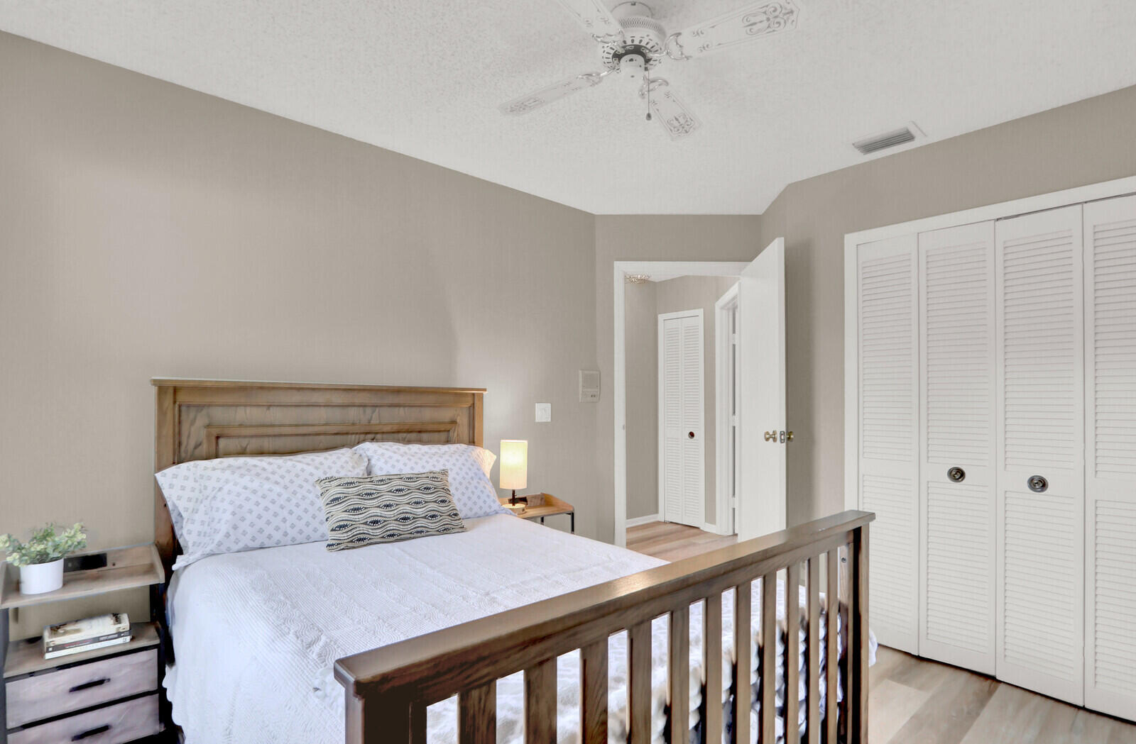 EASTWOOD OF WELLINGTON 3 - Residential Lease