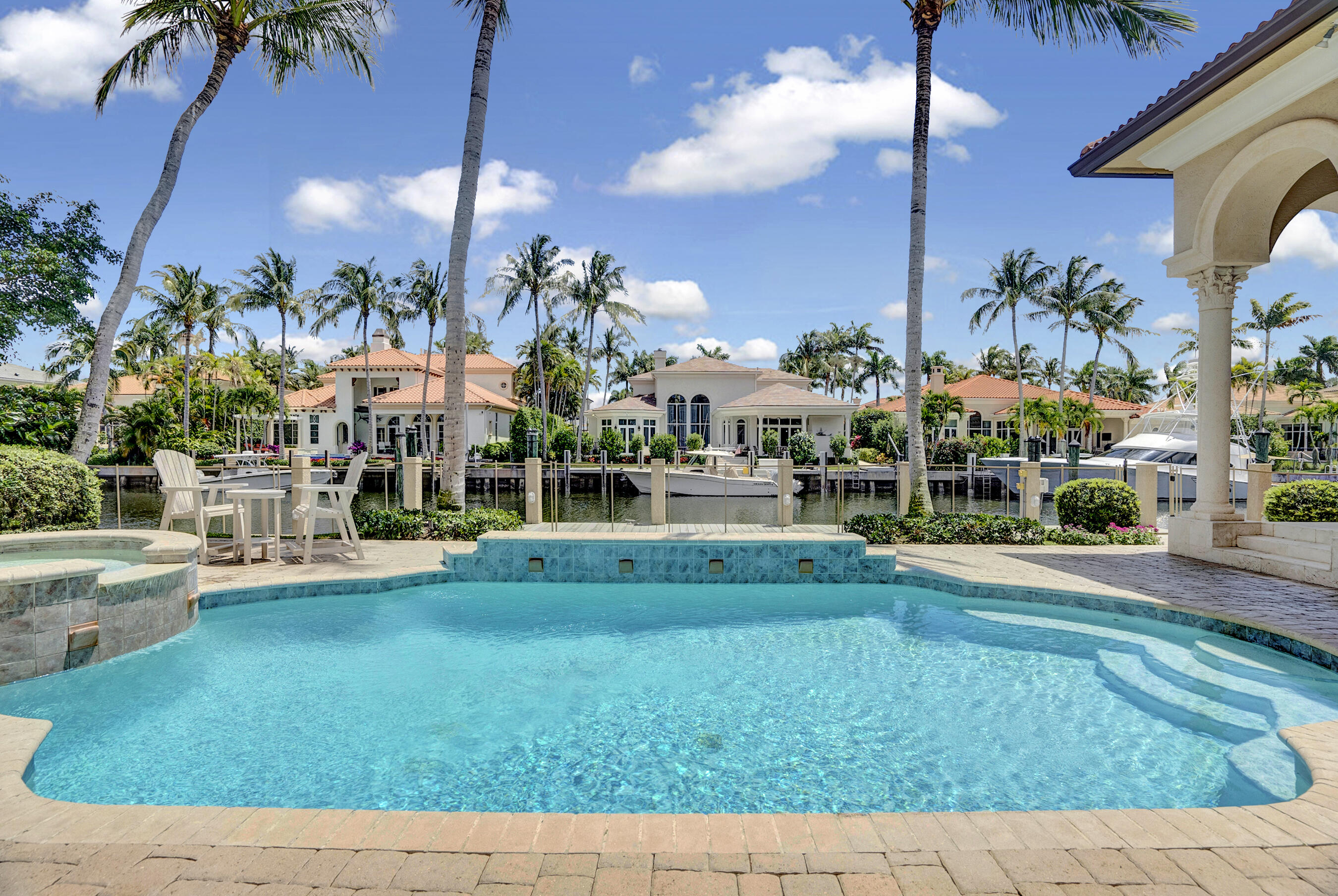 784 Harbour Isles Place