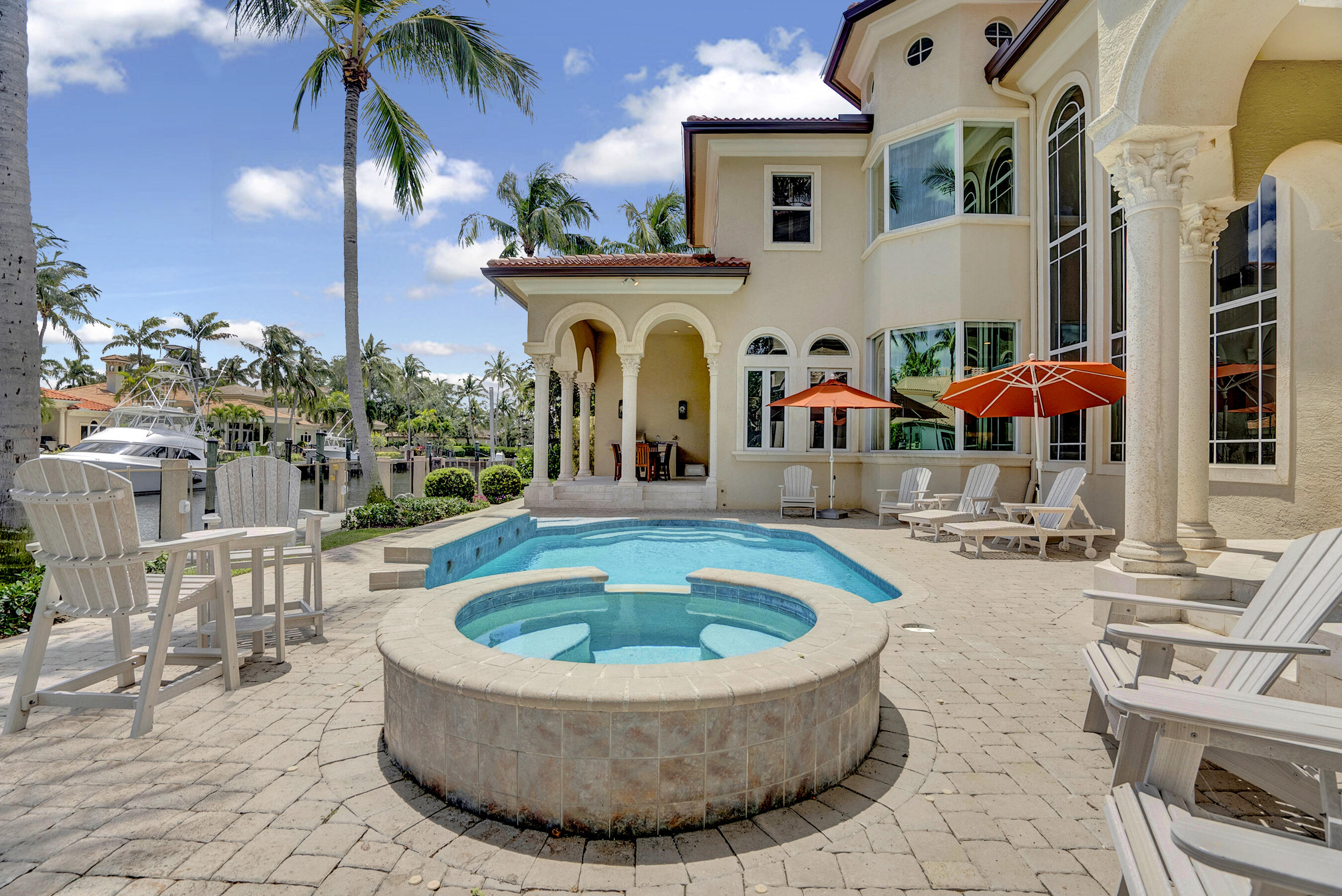 784 Harbour Isles Place