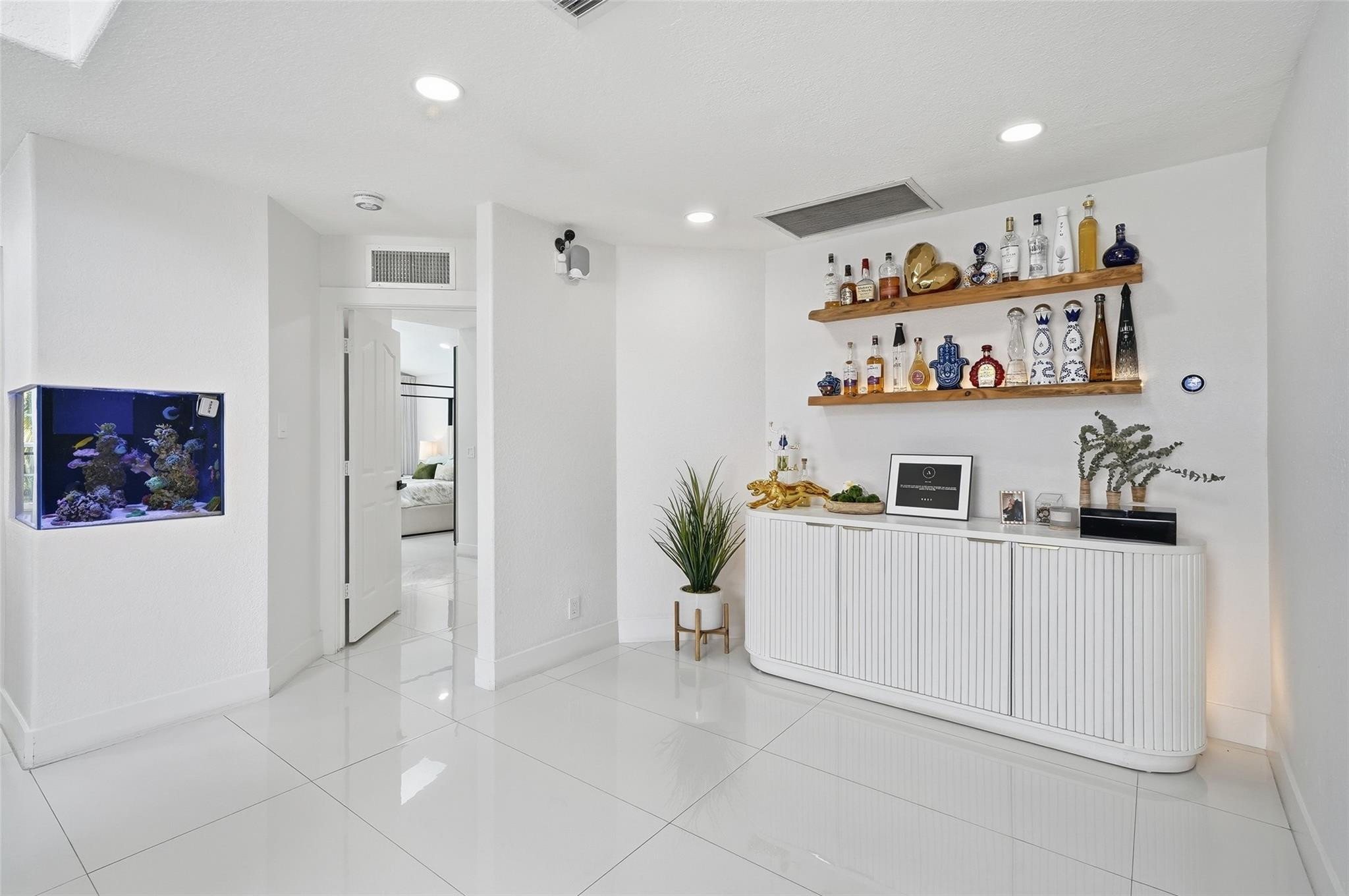 Embassy Lakes - Residential