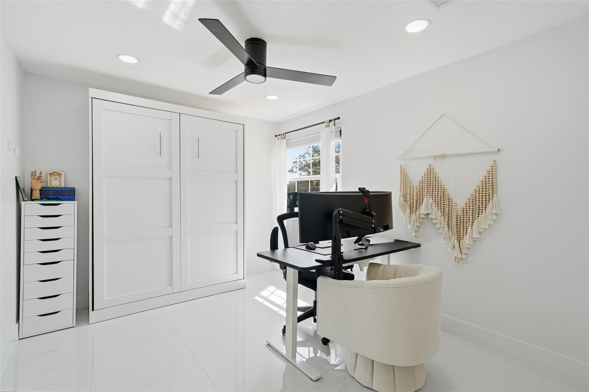 Embassy Lakes - Residential