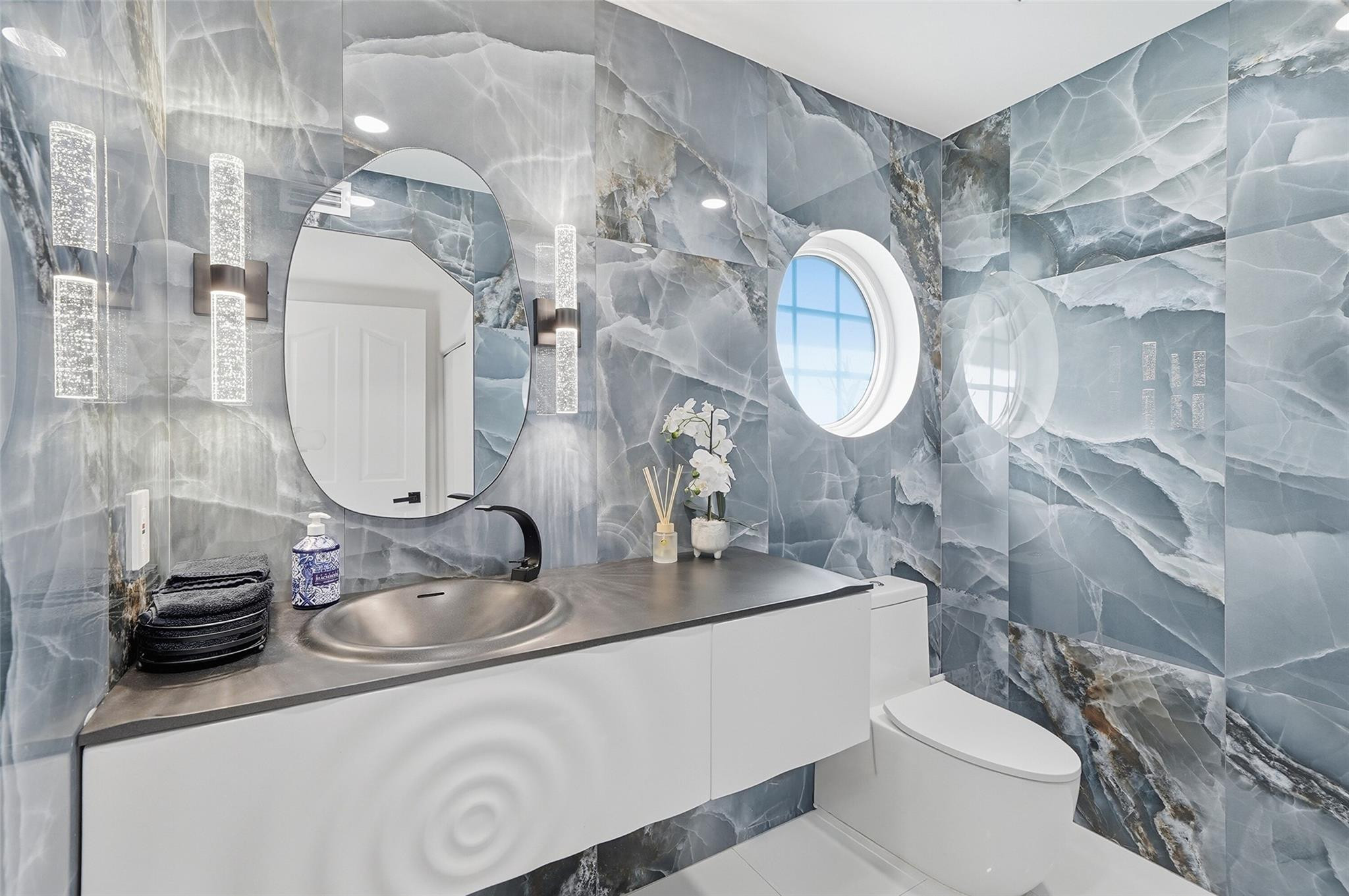 Embassy Lakes - Residential