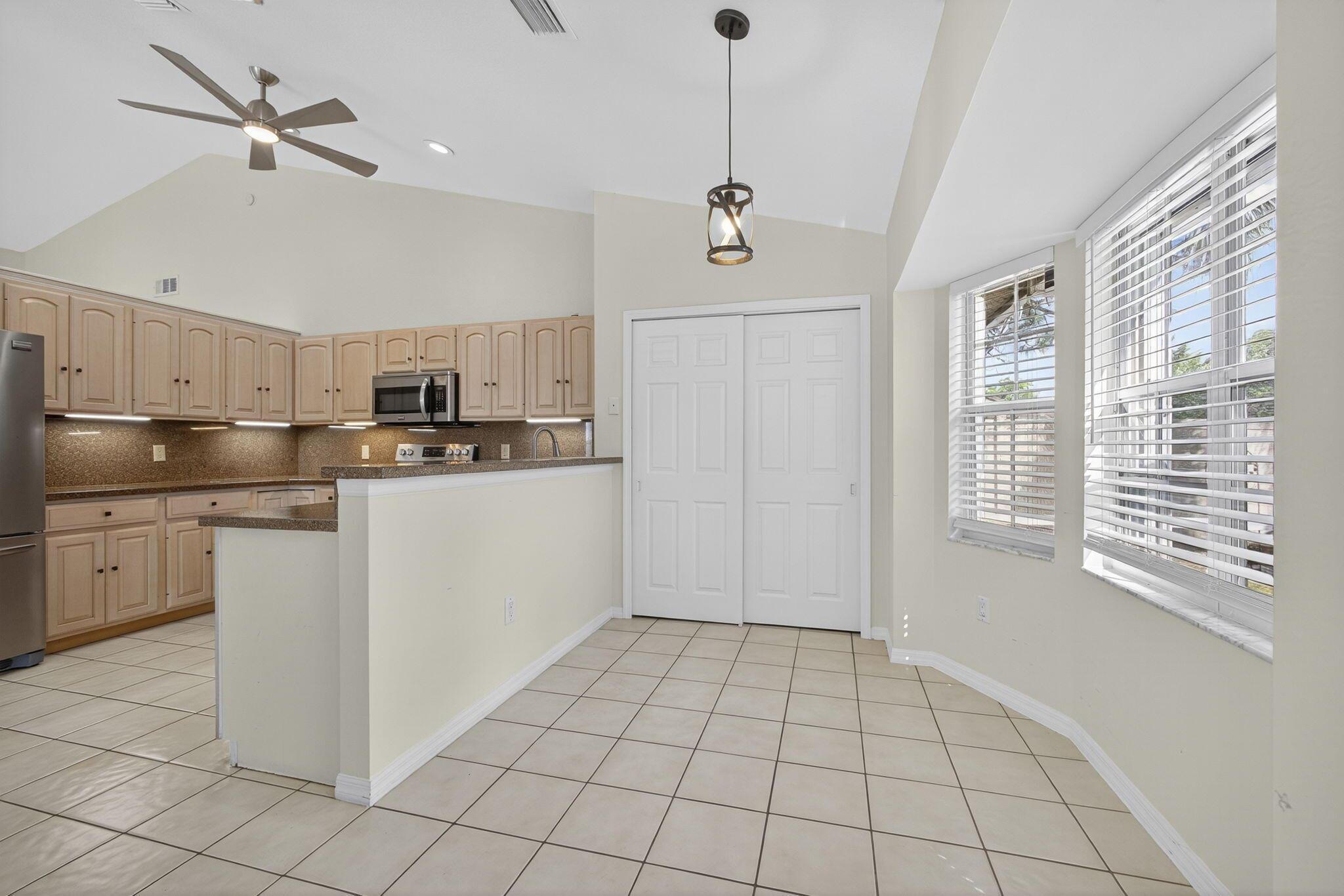 MEADOWLAND COVE 1 OF WELL - Residential Lease