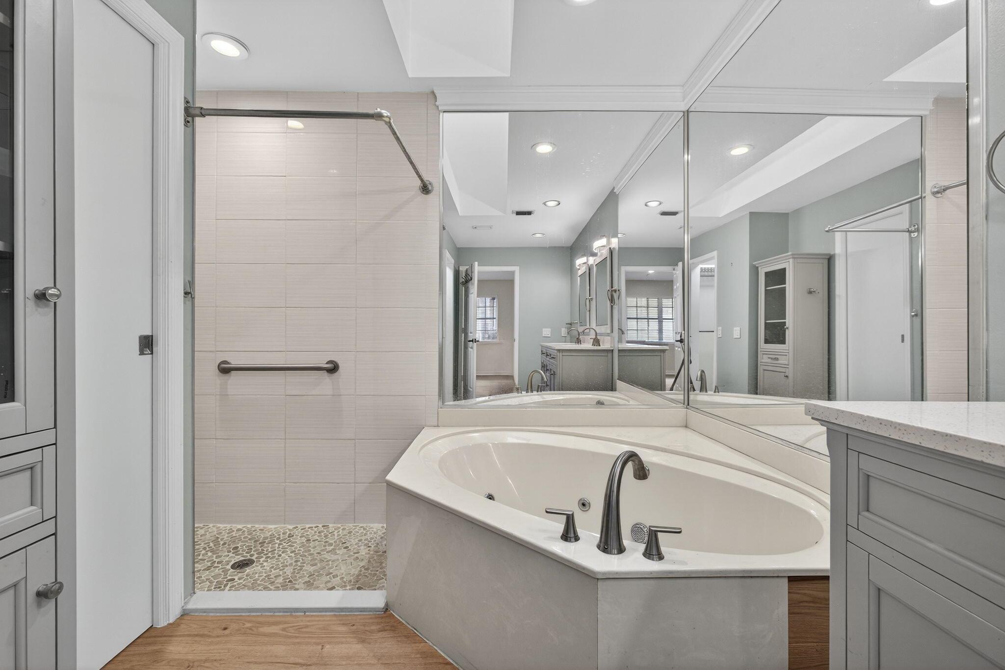 MEADOWLAND COVE 1 OF WELL - Residential Lease