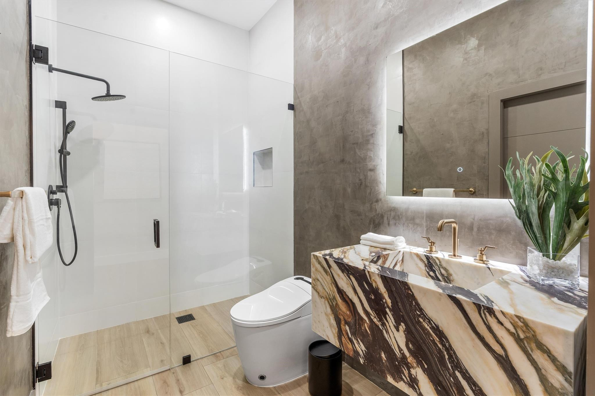 North Bal Harbour 45-3 B - Residential