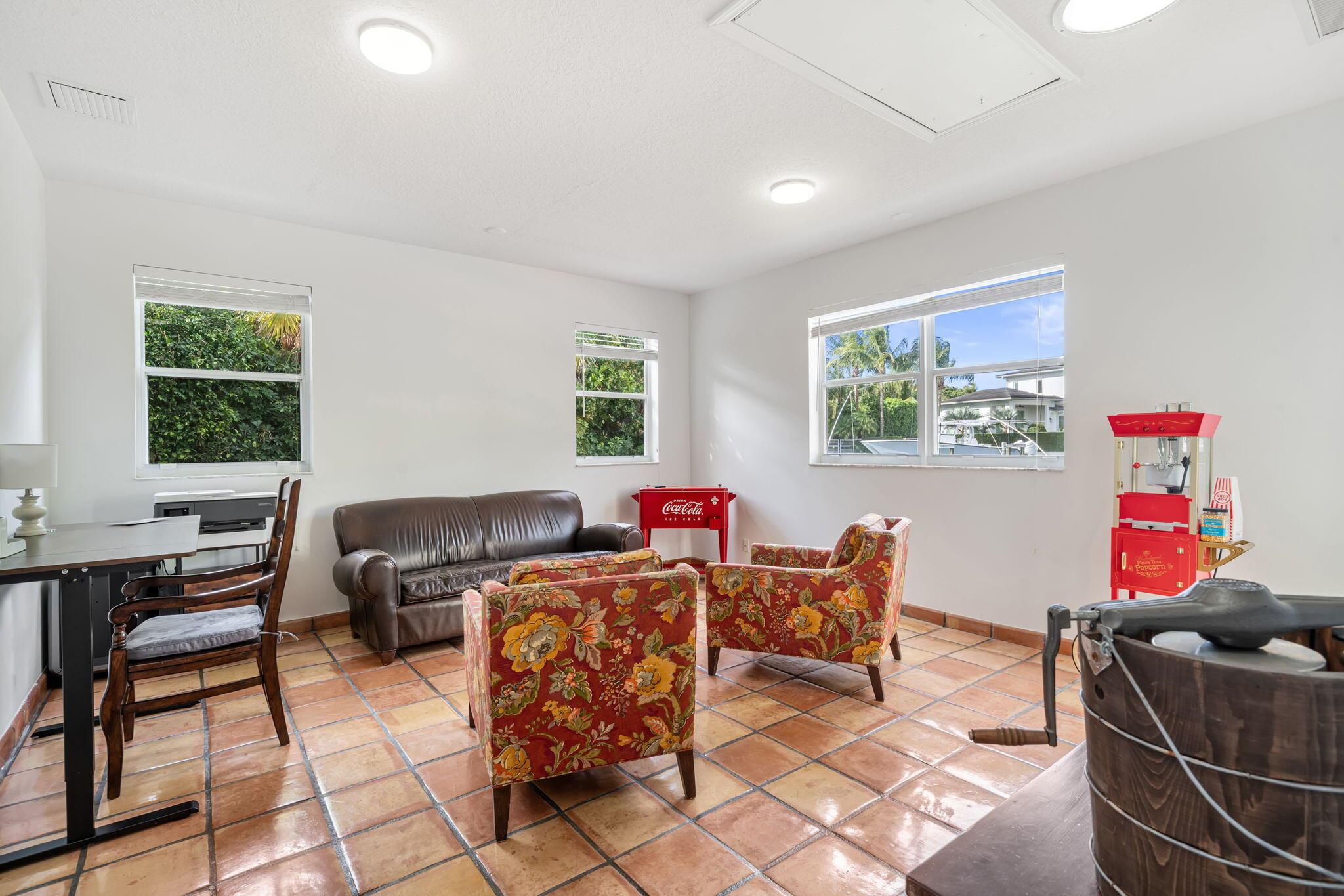 MC CORMICK MILE - Residential Lease