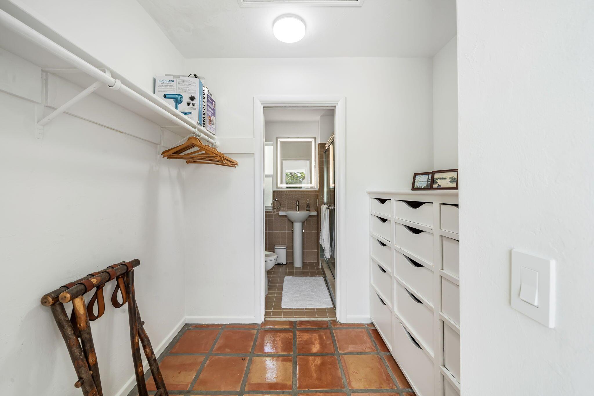 MC CORMICK MILE - Residential Lease