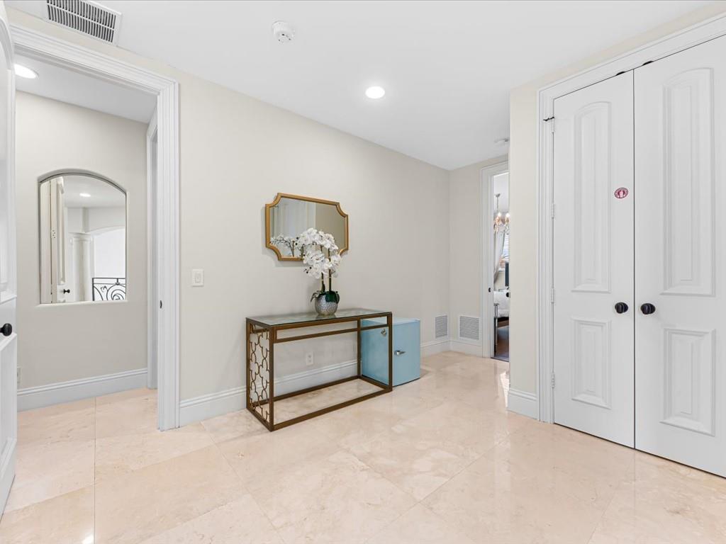 Coral Ridge Country Club - Residential