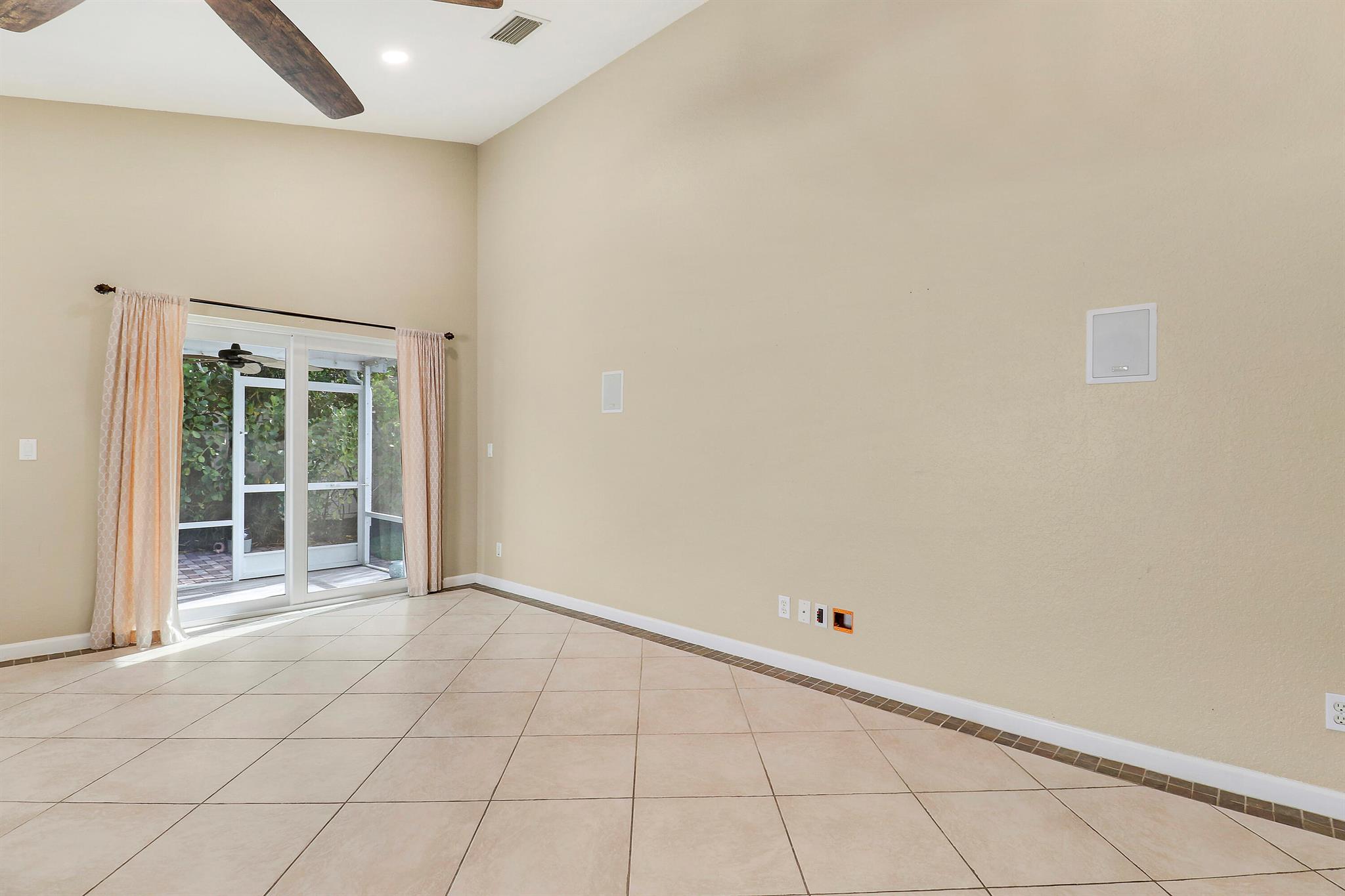 PENNOCK LANDING - Residential