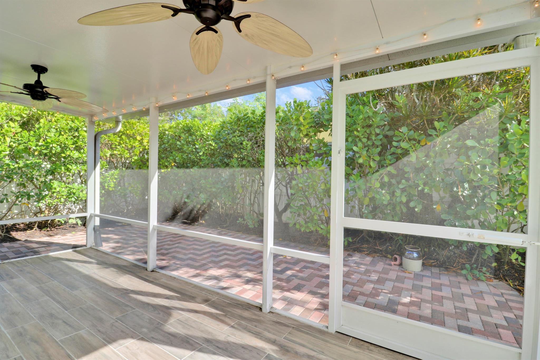 PENNOCK LANDING - Residential