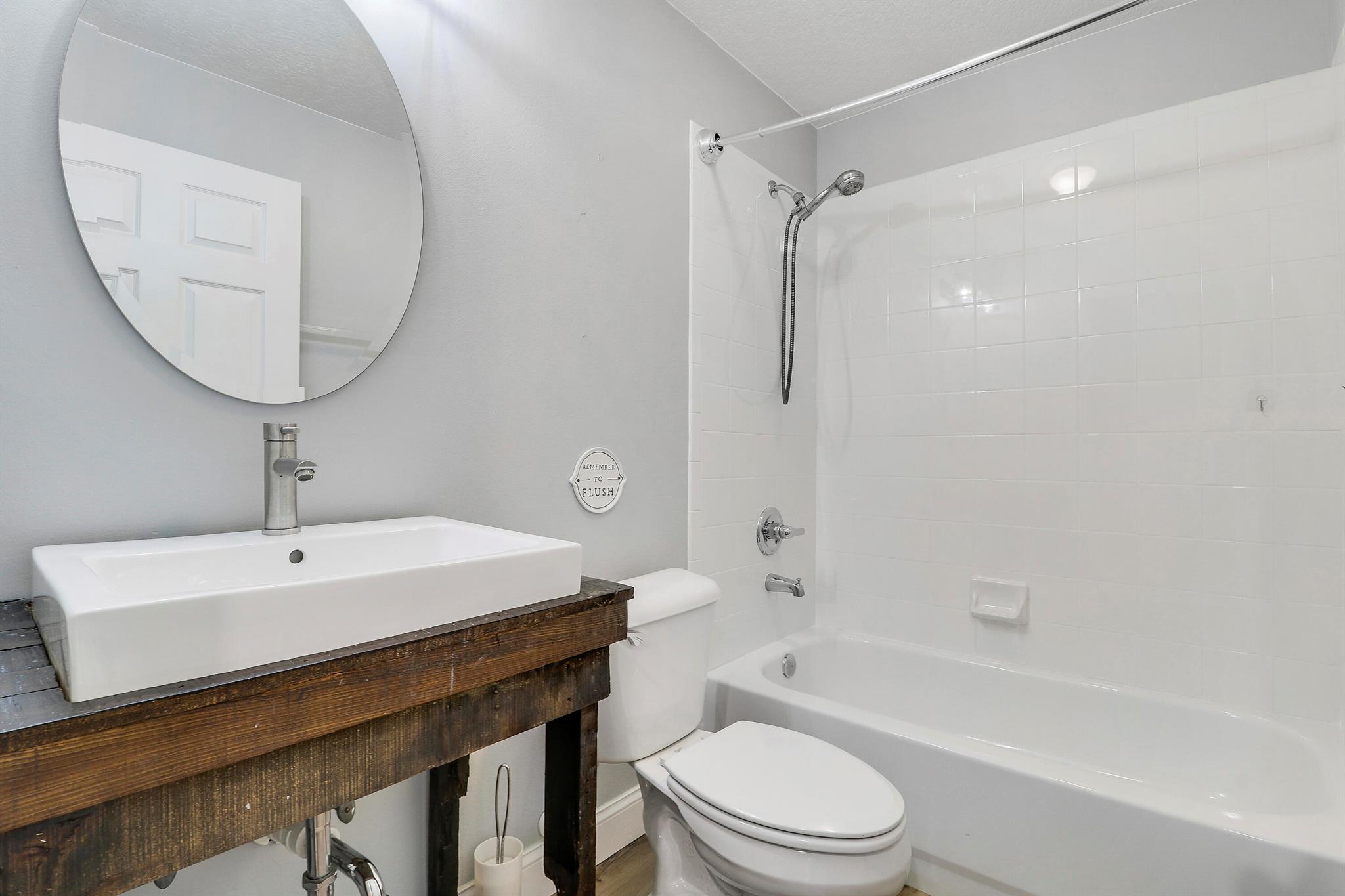 PENNOCK LANDING - Residential