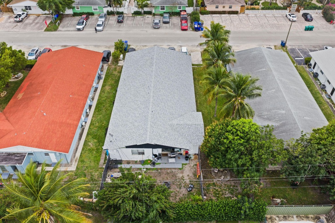 Los Angeles 10-54 B - Residential Income