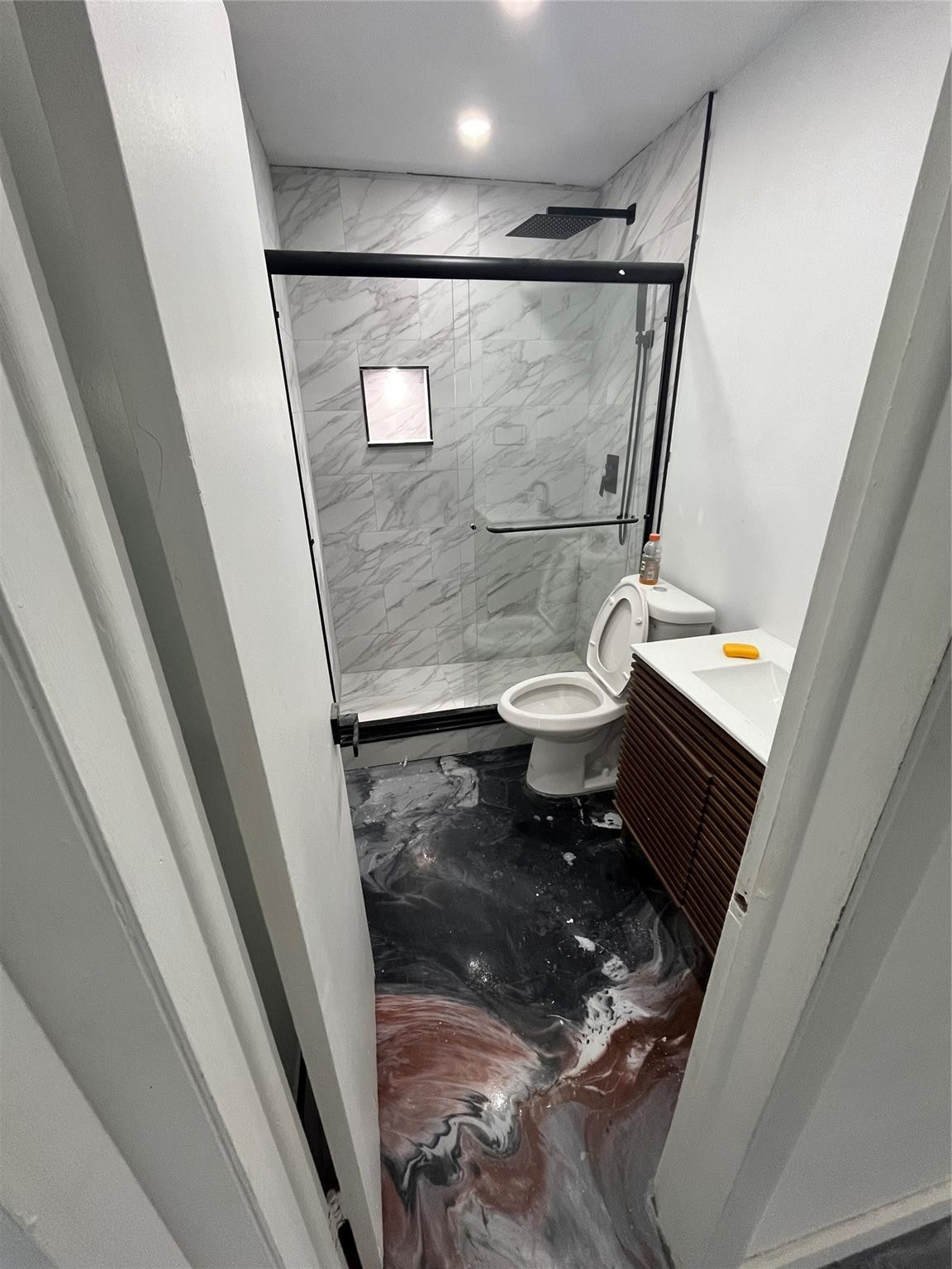 Los Angeles 10-54 B - Residential Income