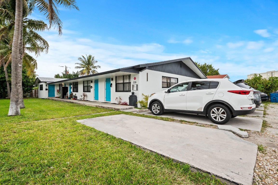 Los Angeles 10-54 B - Residential Income