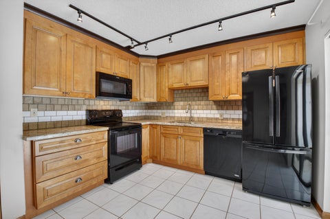 Tiny photo for 1565 Augusta Circle #103, Delray Beach, FL 33445 (MLS # B26039196)