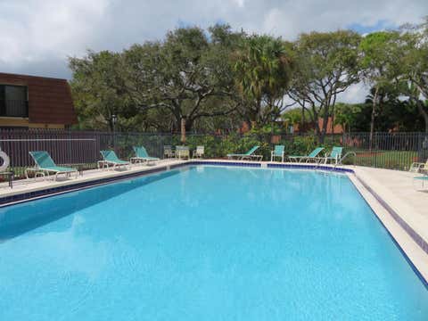 Tiny photo for 1565 Augusta Circle #103, Delray Beach, FL 33445 (MLS # B26039196)