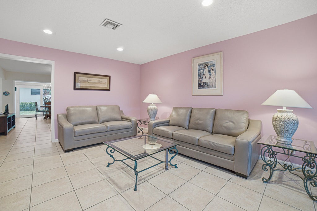 Photo of 4843 Greentree Lane #B, Boynton Beach, FL 33436 (MLS # B26054325)