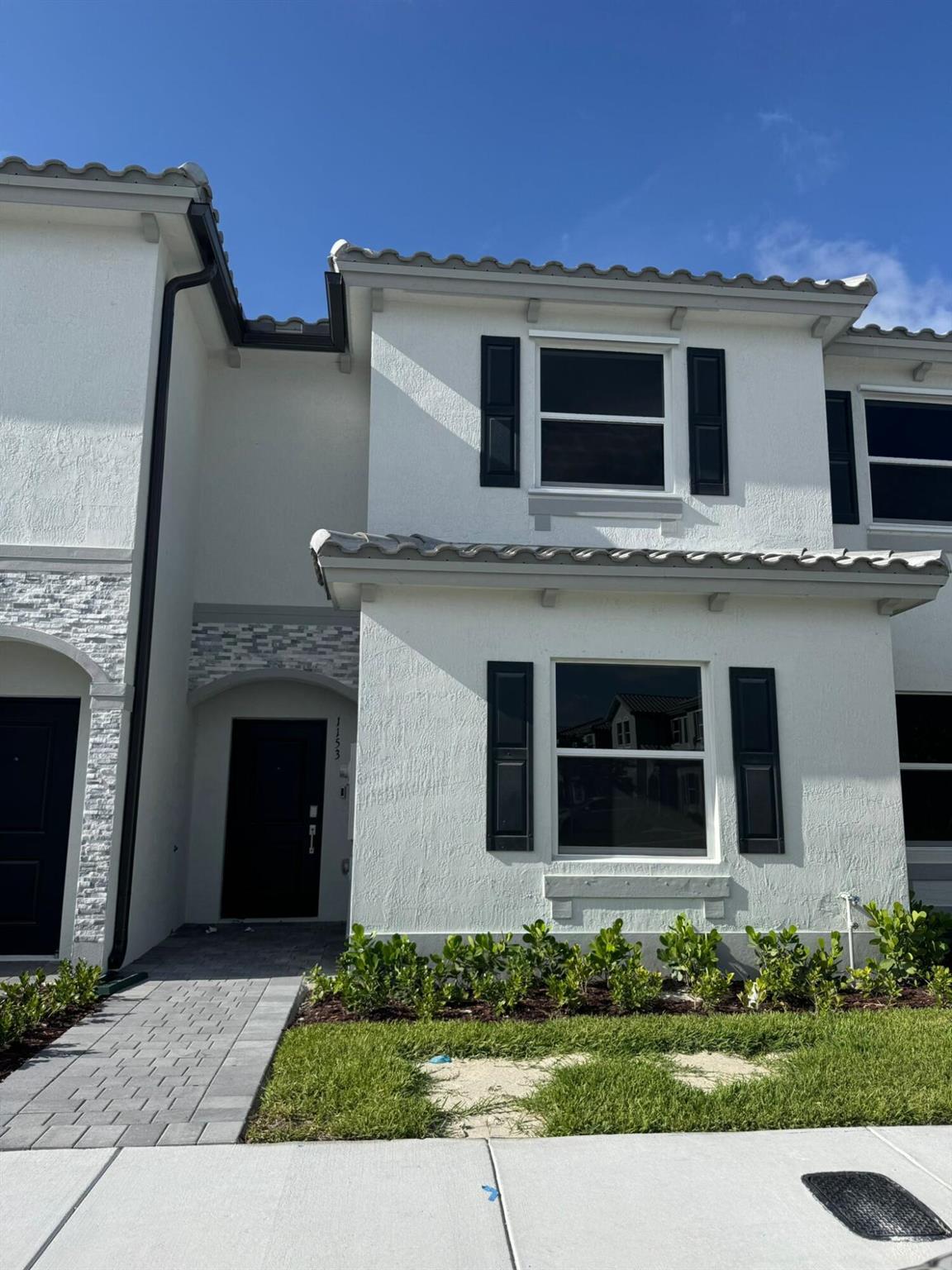 Brand new 3 bed / 3 bath townhouse for rent in Homestead! Be the first to live in this beautiful home featuring an open-concept layout, large kitchen island, walk-in closet, private patio, and 2 assigned parking spaces. Washer, dryer, and courtins will be installed prior to move in. Convenient location near Turnpike, US1, and just 30 minutes to the Keys. And a 30 minutes to the MIA. Across from brand new Publix, Homestead High School, and a park. $500 rental credit for qualified tenant.