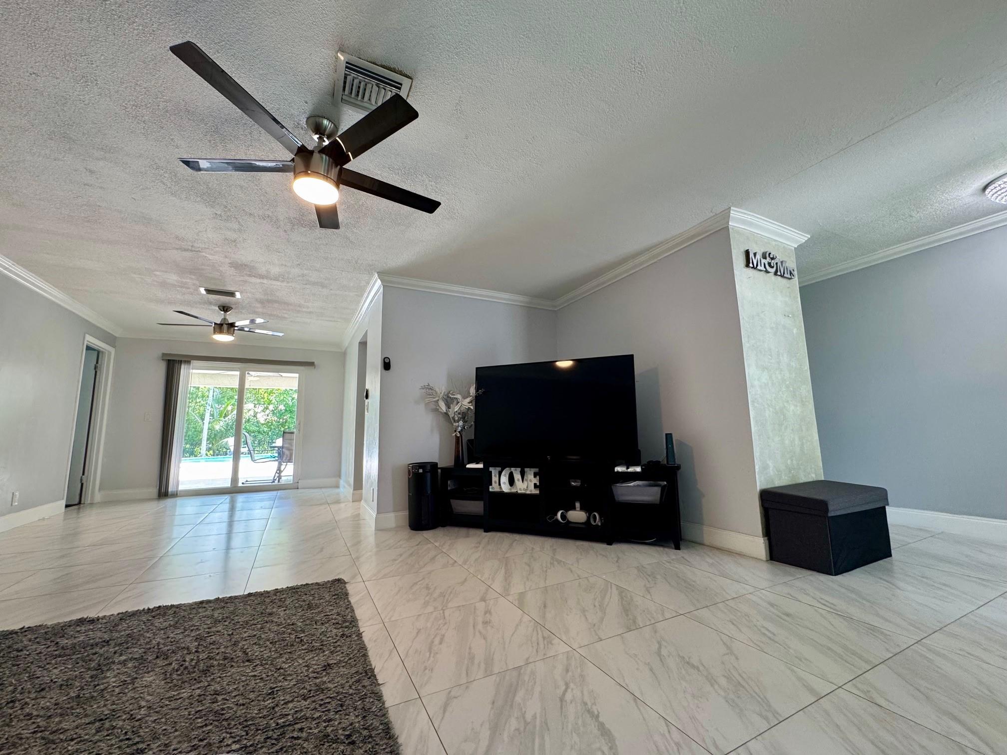 4230 NW 113th Ave
