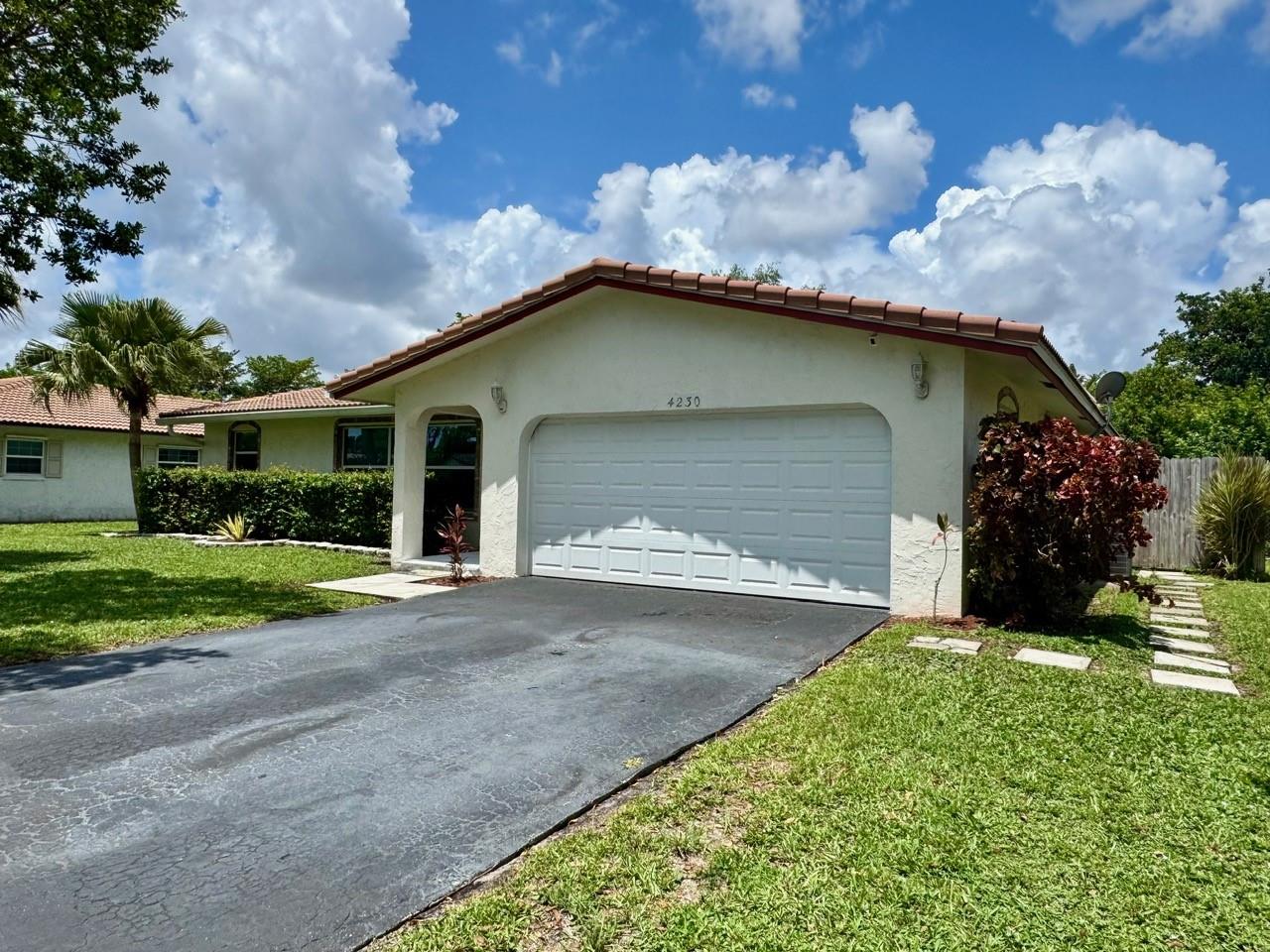 4230 NW 113th Ave