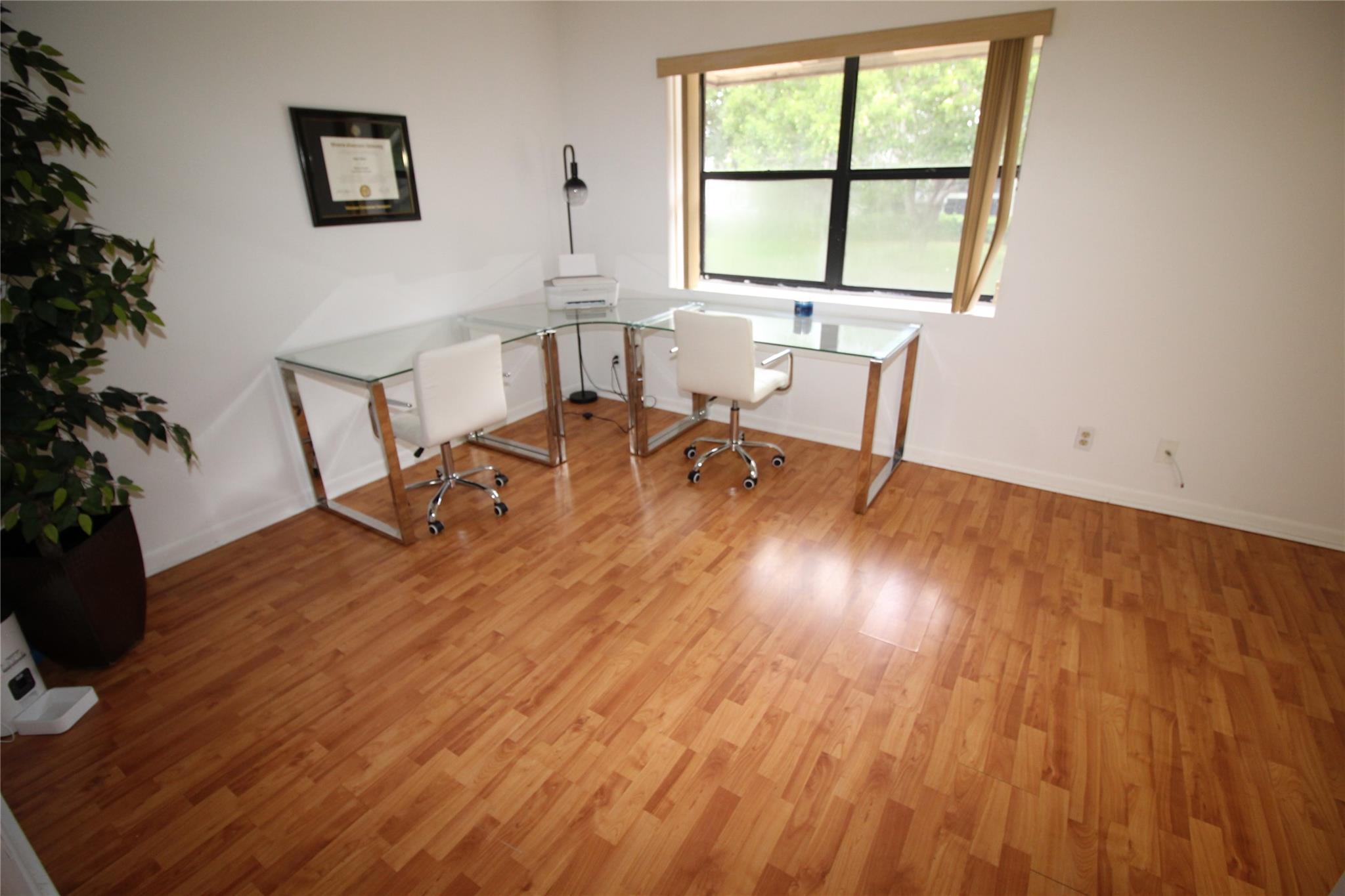 GOLDEN RAINTREE V - Residential