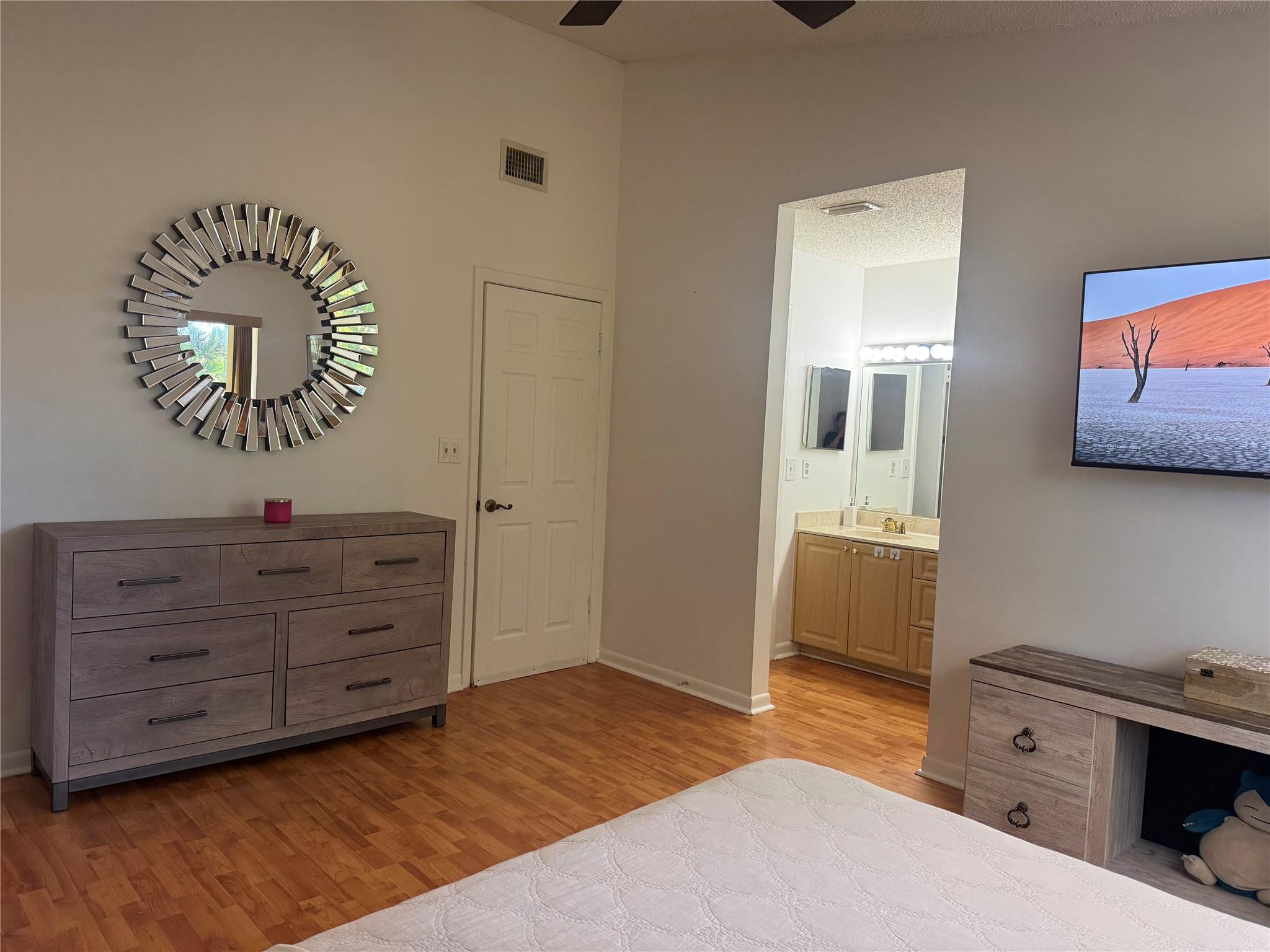 GOLDEN RAINTREE V - Residential
