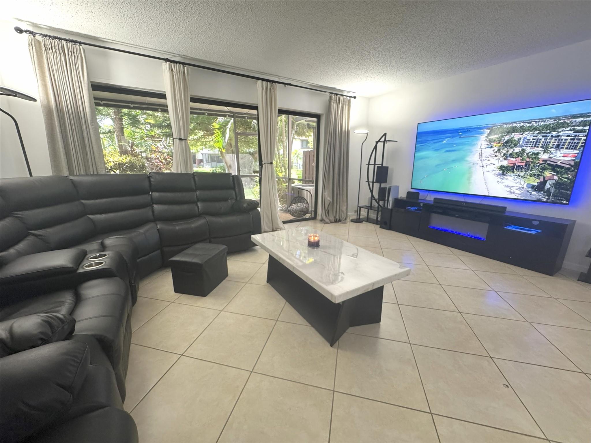 GOLDEN RAINTREE V - Residential