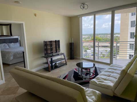 Featured picture for the property R11000240