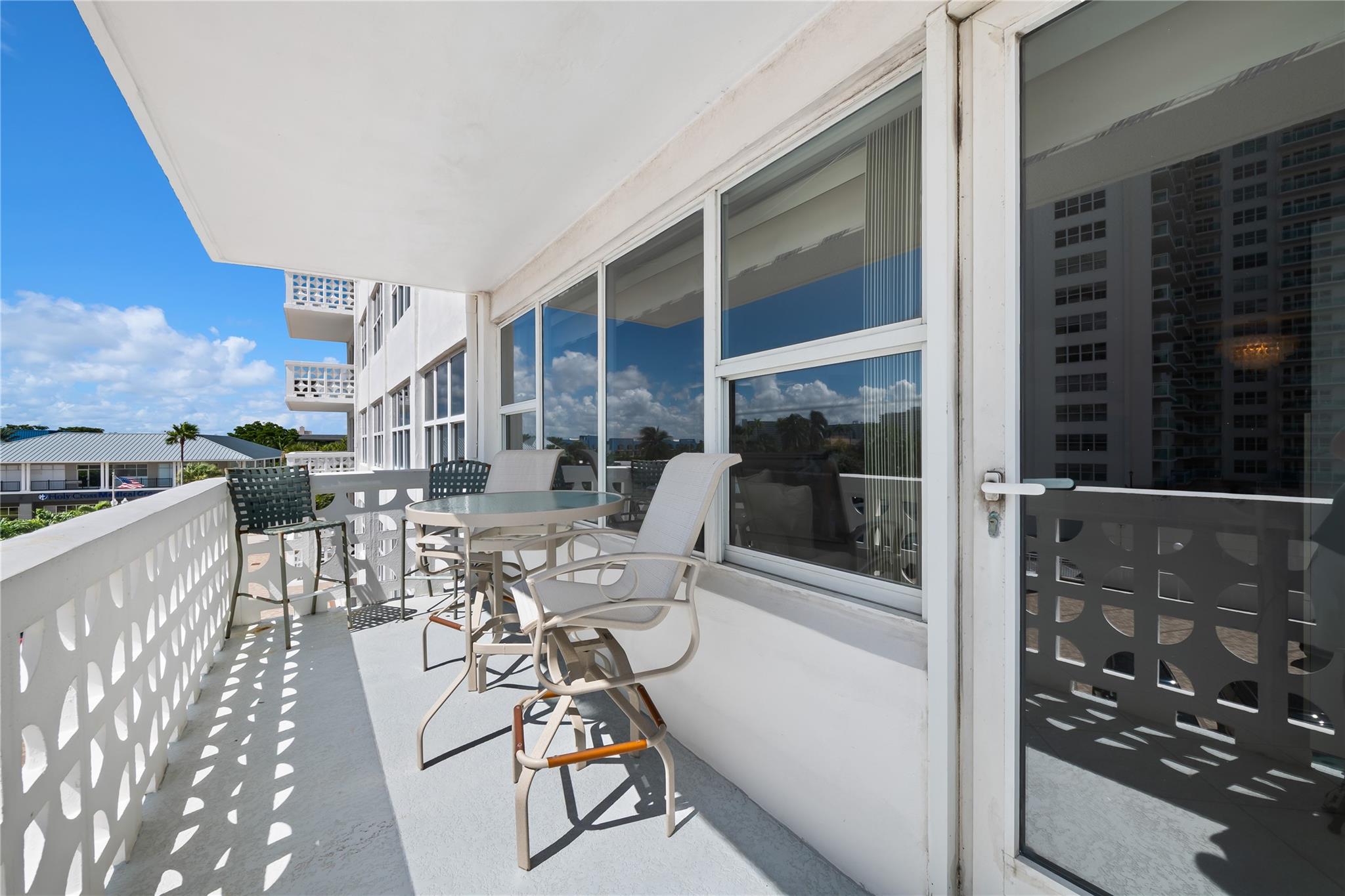 4010 Galt Ocean Dr 310
