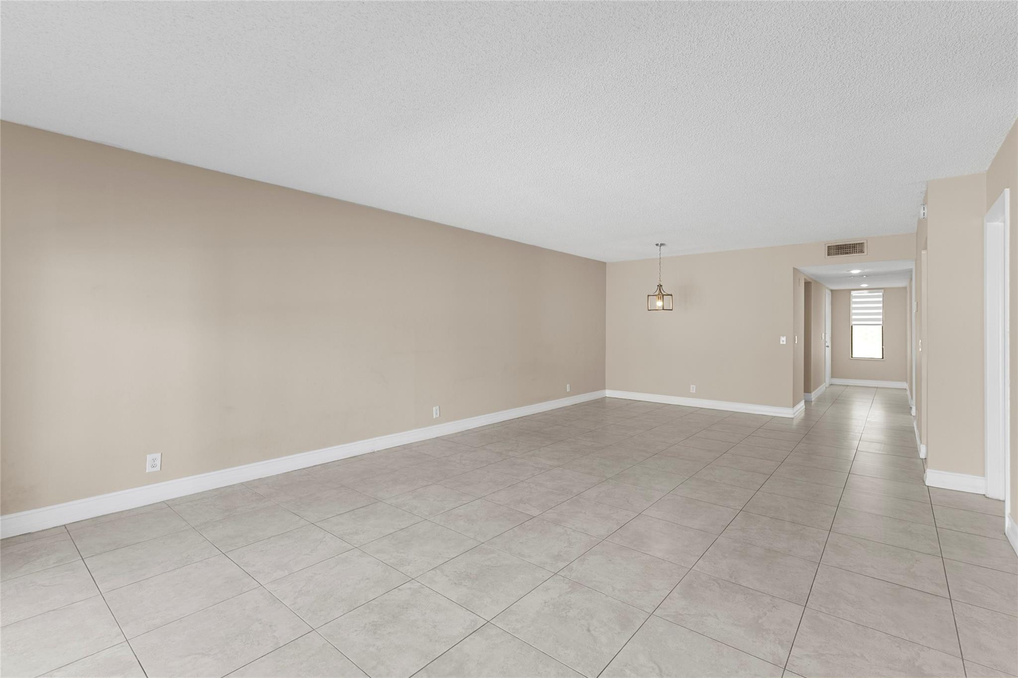 RACQUET CLUB - Residential