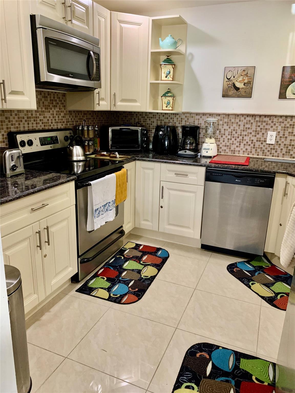 Boca Glades A-D - Residential Lease