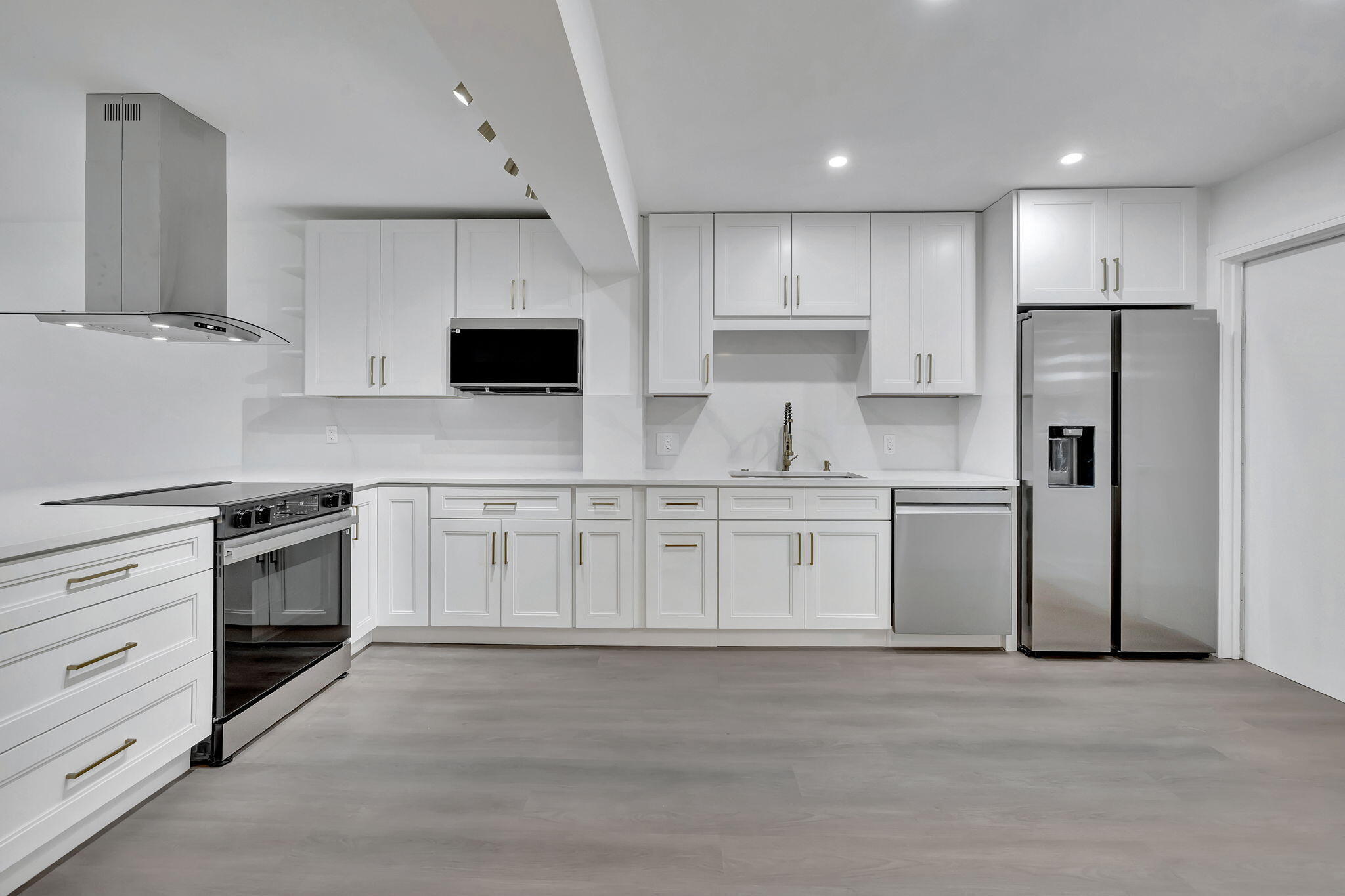 NO 9 PALM-AIRE COUNTRY CLUB - Residential