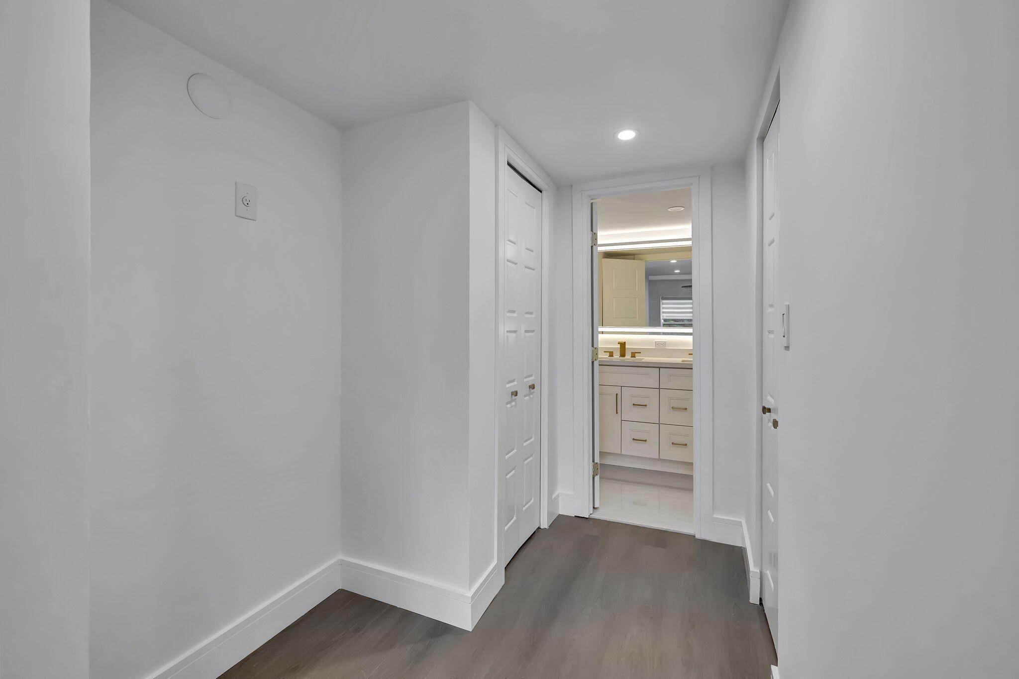 NO 9 PALM-AIRE COUNTRY CLUB - Residential