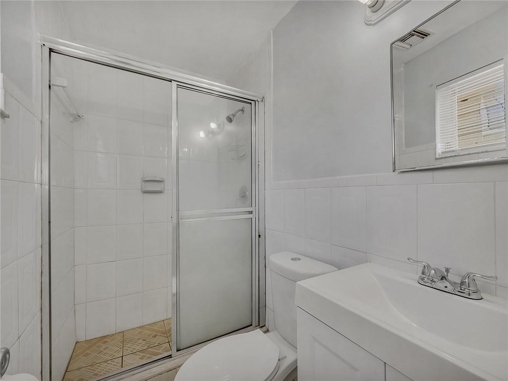 Westwood Manor 43-35 B - Residential Lease