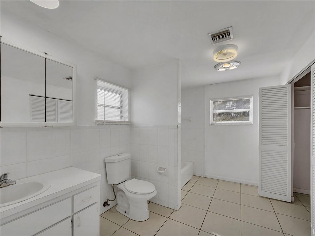 Westwood Manor 43-35 B - Residential Lease