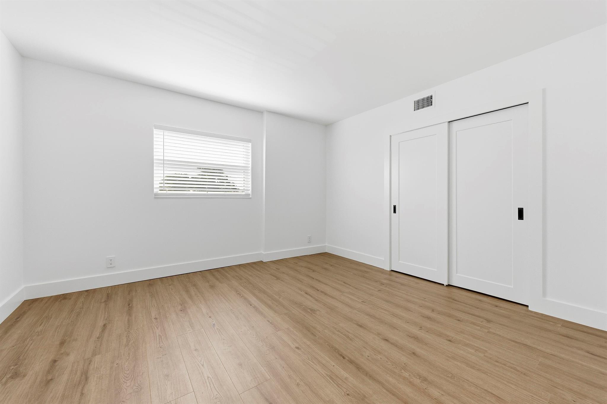 VIKING ARMS CONDO - Residential Lease