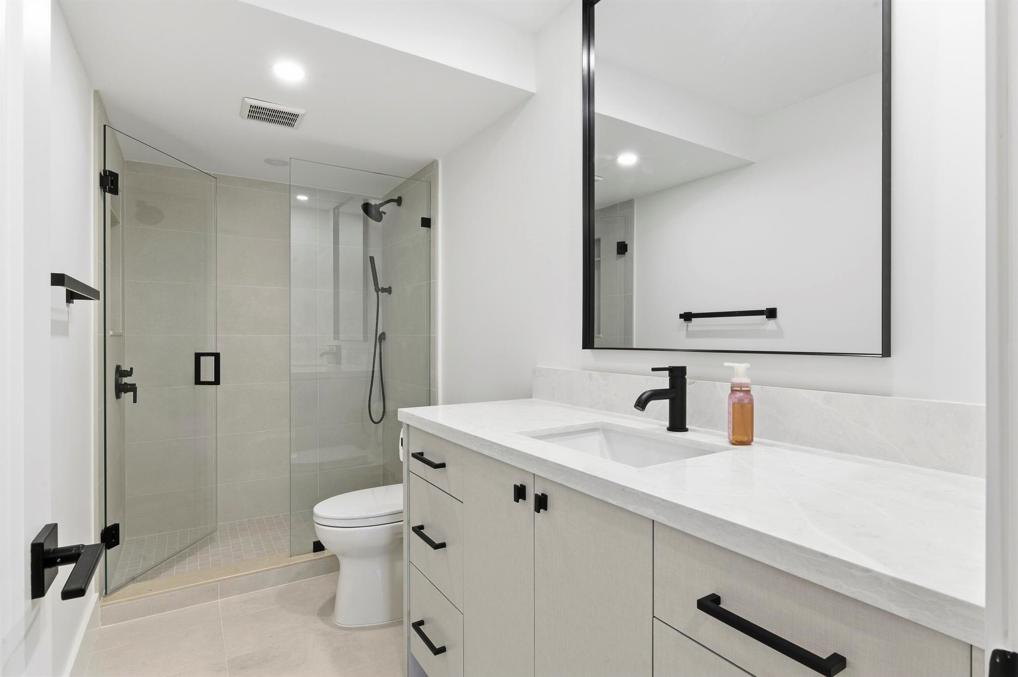 1601 S Flagler Drive 101o