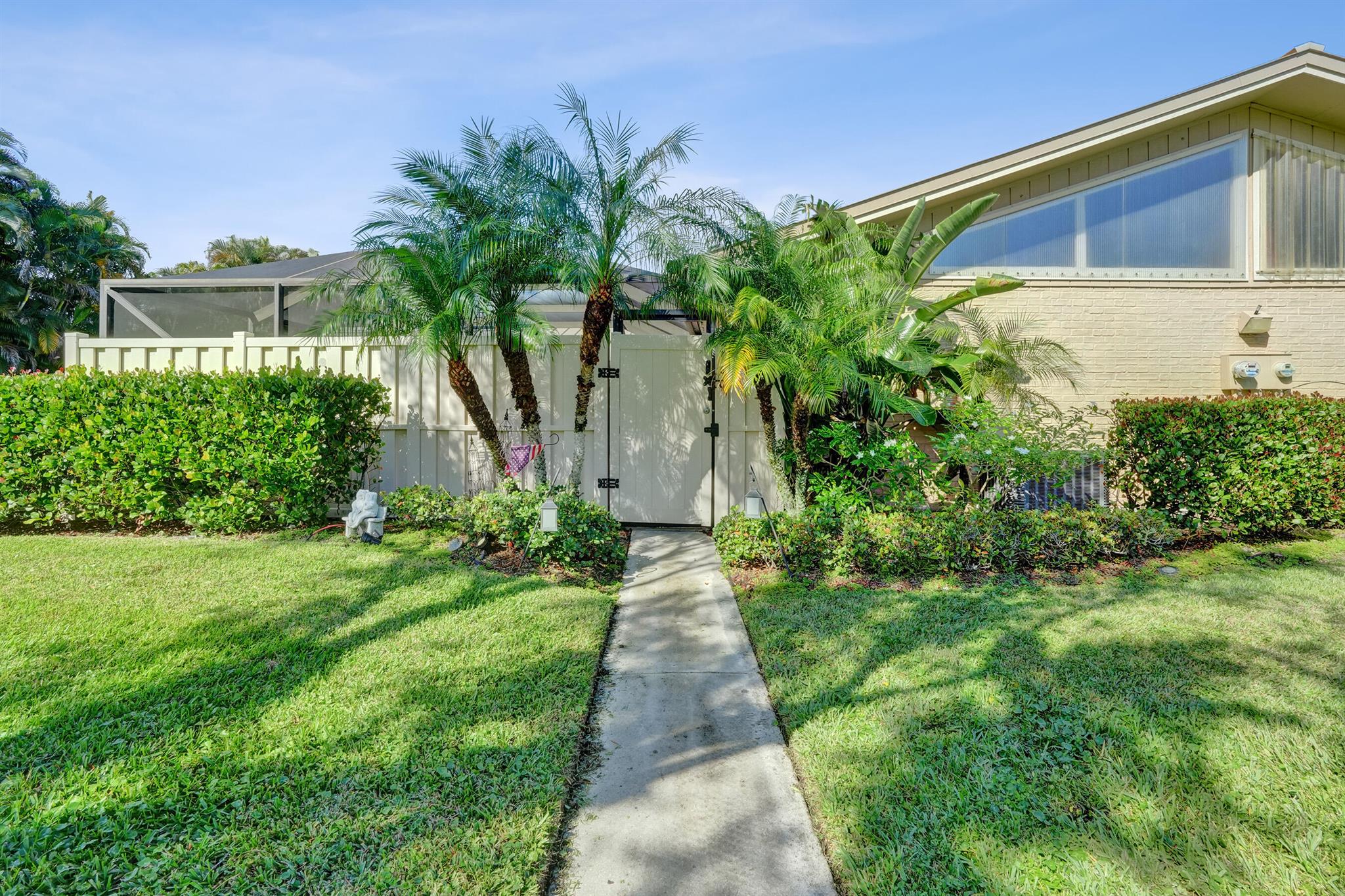 5760 Golden Eagle Circle